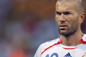 NG体育-跨时空的闪电，JackeyLove锐利与费德勒优雅的60分钟巅峰对决